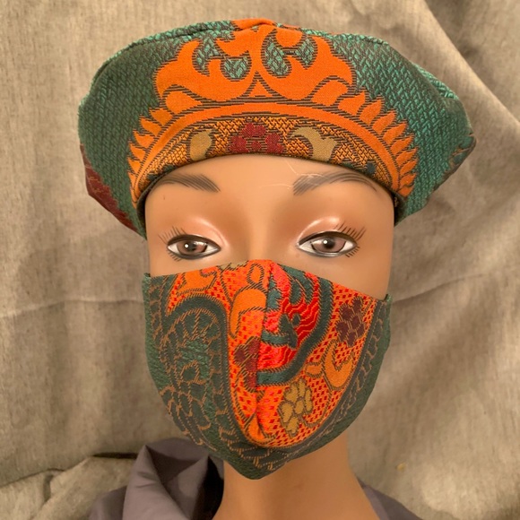 Reversible Hat and Matching Reversible mask. - Picture 2 of 6